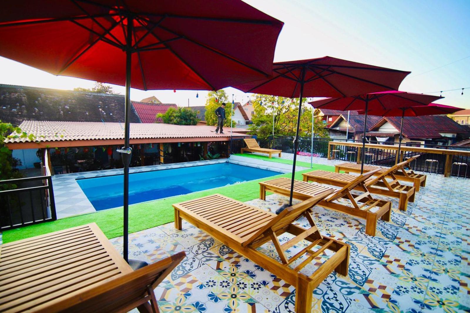 Chanthavong Hostel หลวงพระบาง ภายนอก รูปภาพ